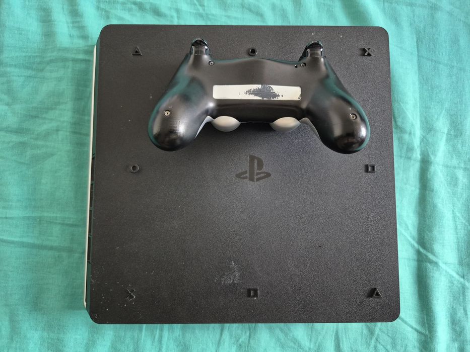 PlayStation 4 PS4 Slim GranTurismo Limited Edition 1TB