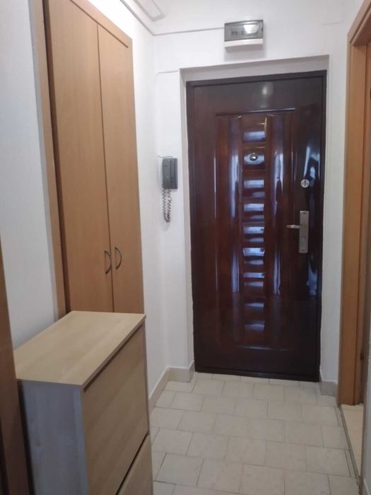 Garsonieră pentru închiriat!
