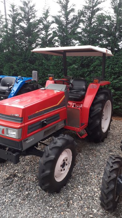 Tractor japonez kubota iseki 23cp 4x4