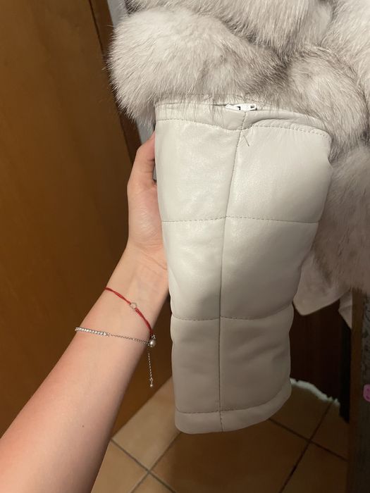 Vand blana alba cenusie din vulpe polara noua