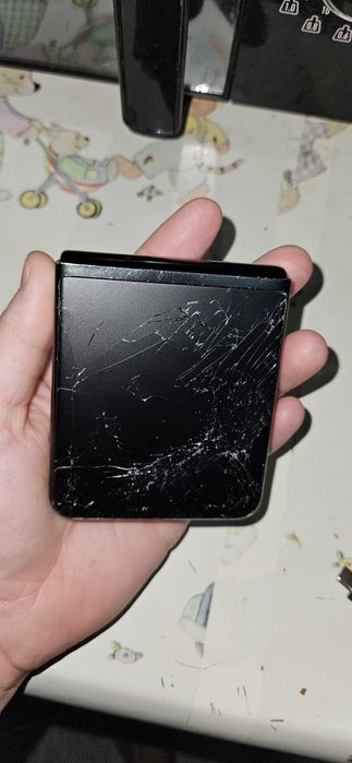 Samsung  Z fold3,smasumg a51,smasumg a3,redmi cu defecte