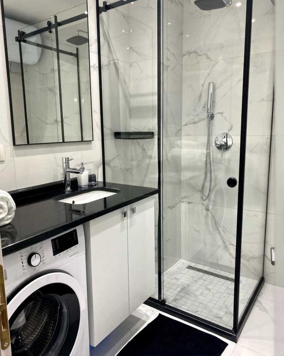 Дава се под наем Двустаен апартамент в Пловдив, Център - 70 кв.м за 298.86 € - Снимка #2