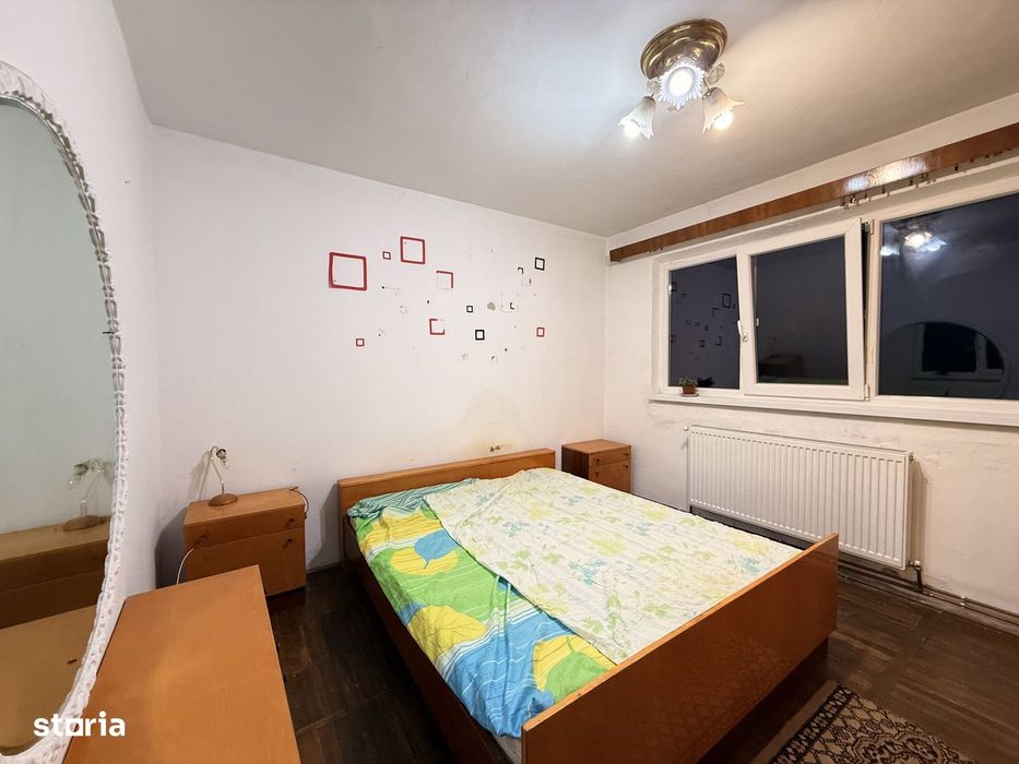 Ap. 2 camere , decomandat , cu centrala proprie - Medicina