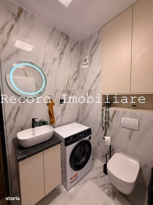 Prima inchiriere 2 camere Str.Eroilor blocurile albe