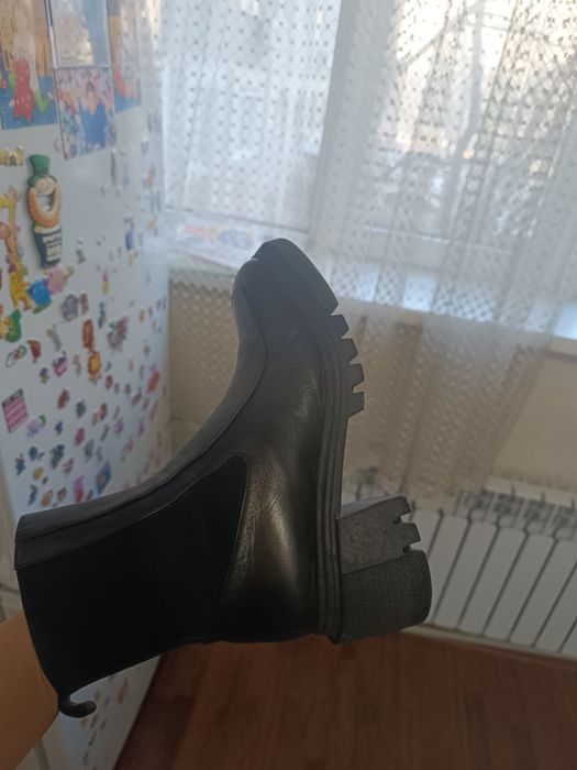 Ботинки женские  кожаные