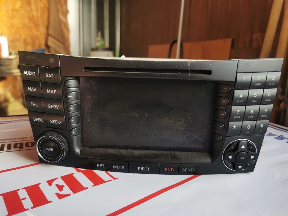 Мултимедия за Мерцедес Е класа