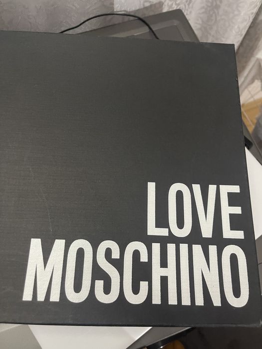 Боти от естесвен велур