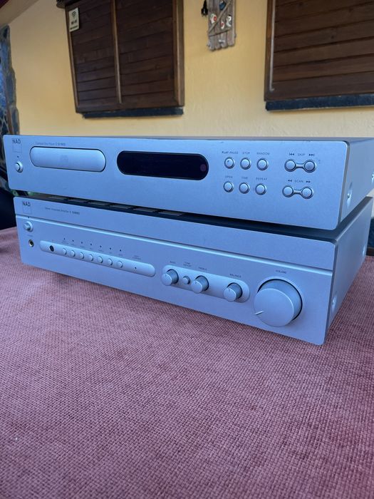 NAD усилвател C320BEE и CD плеар C521BEE