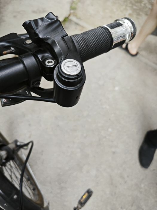 Электровелосипед в хорошем состоянии