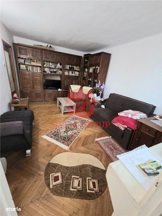 Apartament 3 Camere, Decomandat, zona Casa de Cultura — fotografia 1