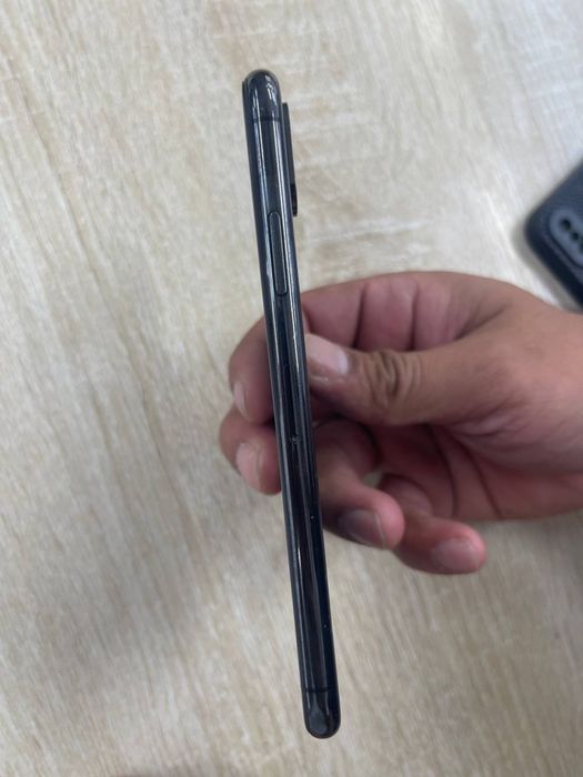 Iphone xs ideal holatda