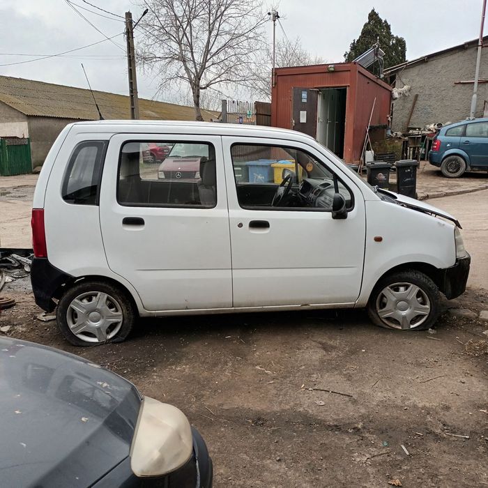 Dezmembrari  Opel AGILA (A) (H00)  2000  > 2007 1.0 12V Benzina