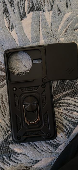 Лот калъфи за телефони и таблети