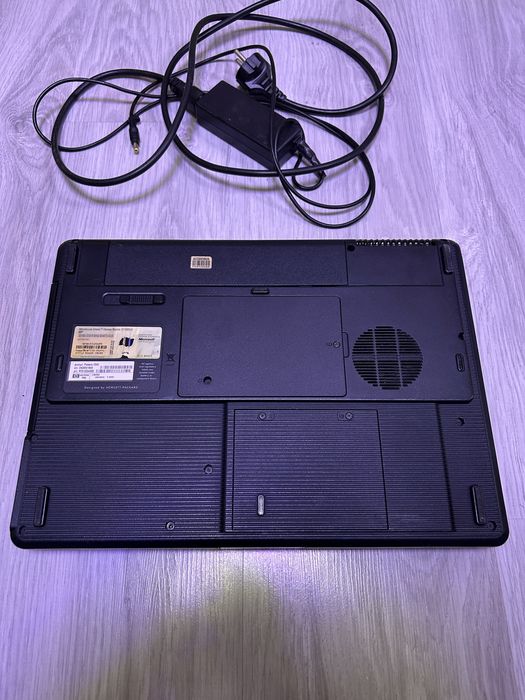 Лаптоп Compaq presario c500 (работещ)