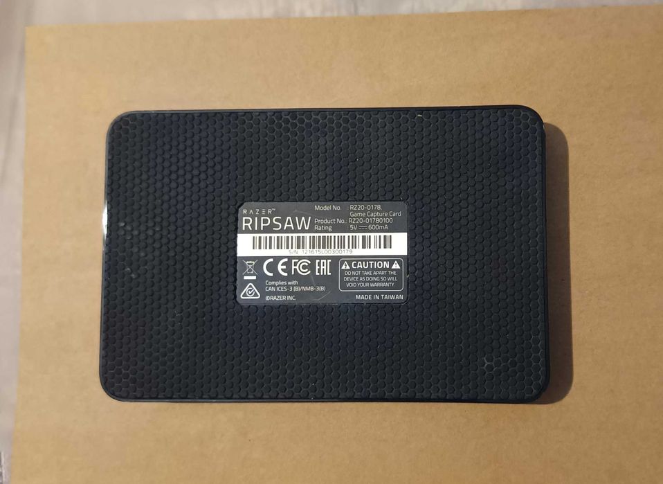 Razer Ripsaw Capture Card / бартер за Ps 4 игри