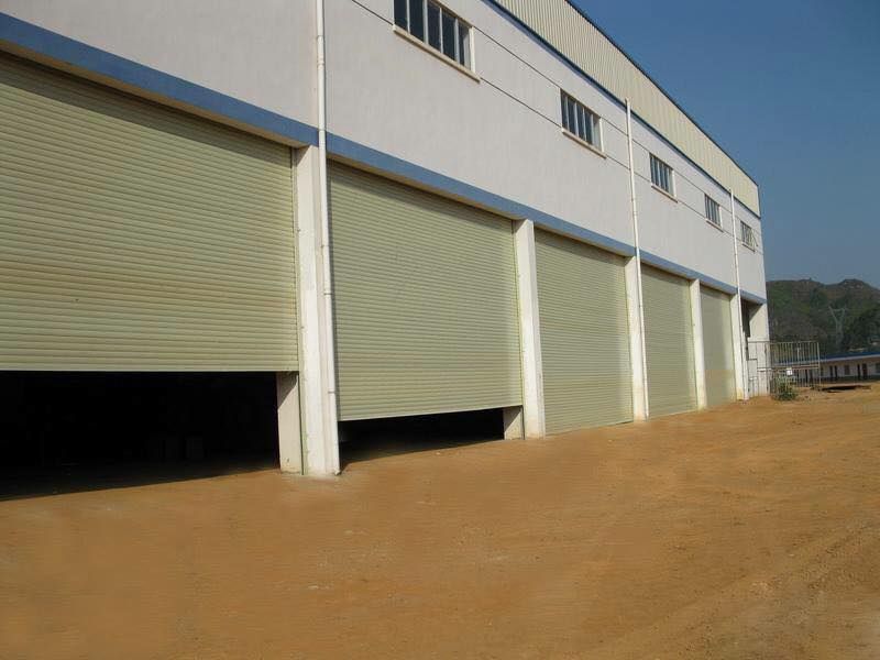 Всички видове гаражни врати, охранителни ролетки, индустриални врати