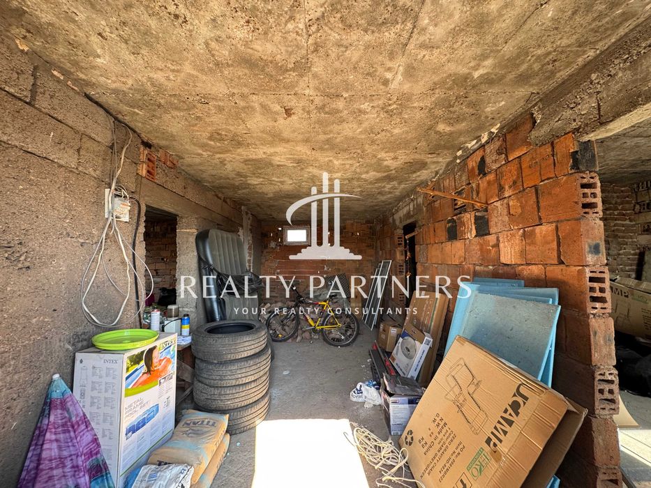 Продава къща – с. Ярджиловци, обл. Перник