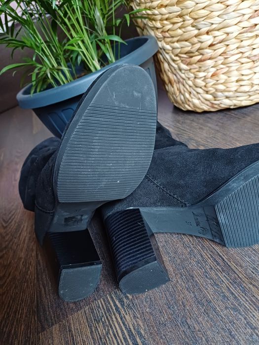 Ghete/ botine piele intoarsa