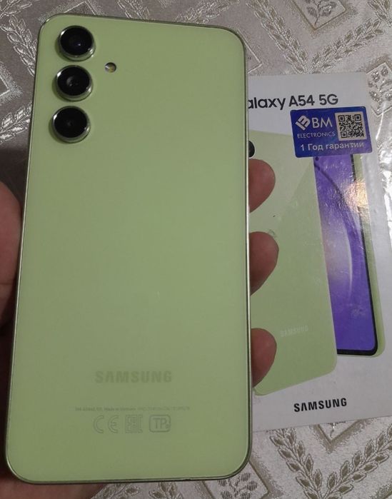 Samsung Galaxy A54 5G 8/256 GB.
