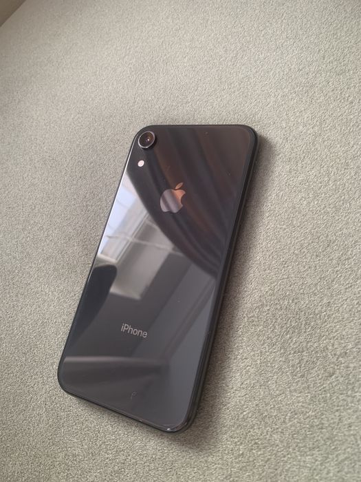 Продаётся Iphone XR 64gb