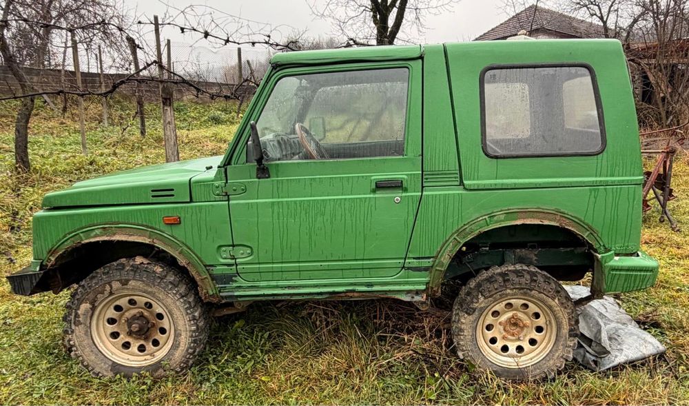 Vand Suzuki Samurai