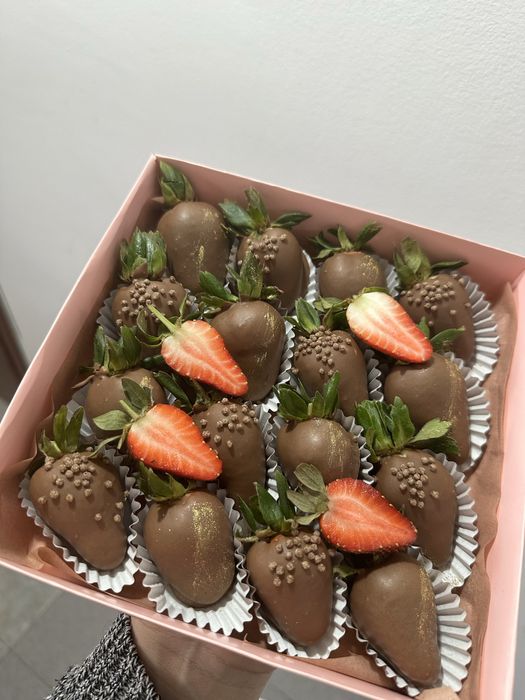 На заказ клубника в шоколаде
