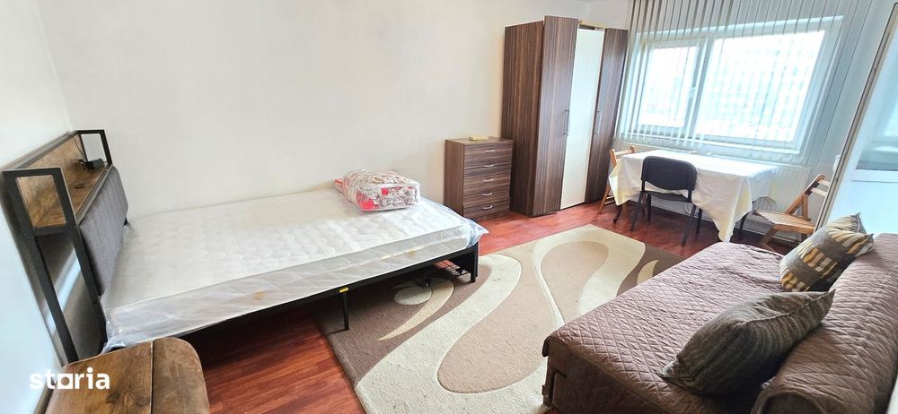 Apartament 1 camera decomandat, CT, et. 1 PODU ROS - N Iorga, 275 euro
