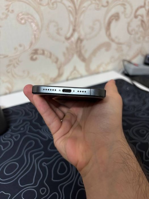 Apple iPhone 15 Pro Max 256 GB Черный