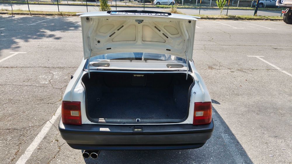 Opel Vectra A 1.6i (C16NZ) – 75 к.с. – Един собственик от 1999 г., гаражна