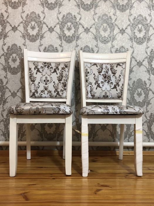 Стуля 24 штук бу