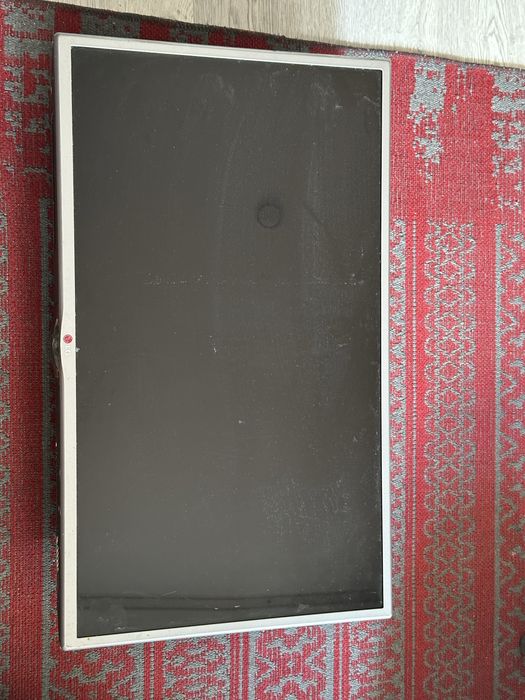 Телевизор LG 32LB582V 2014 года