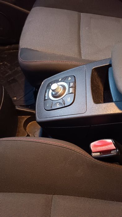 Renault Grand Scenic usor avariat 7 locuri