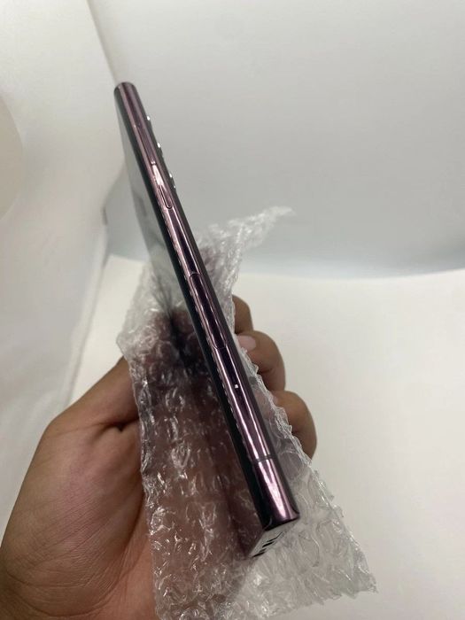 Samsung Galaxy S22 ultra bor Juda ham tekin narxga sotiladi