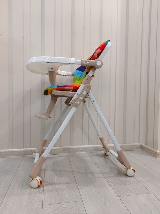 Стульчик для кормления детский