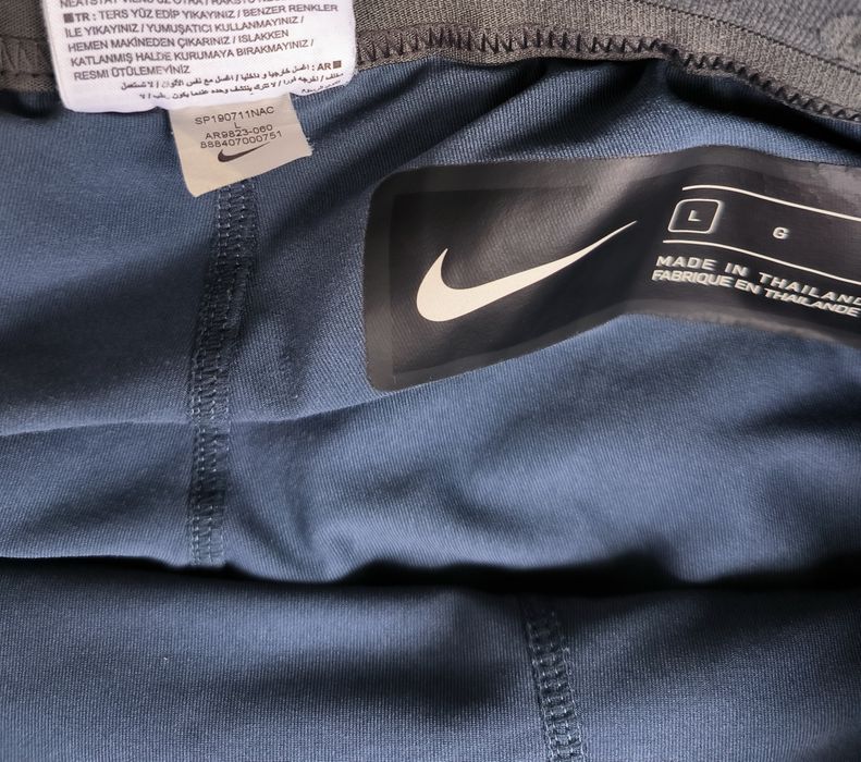 Шорти Nike  2IN1 размер L