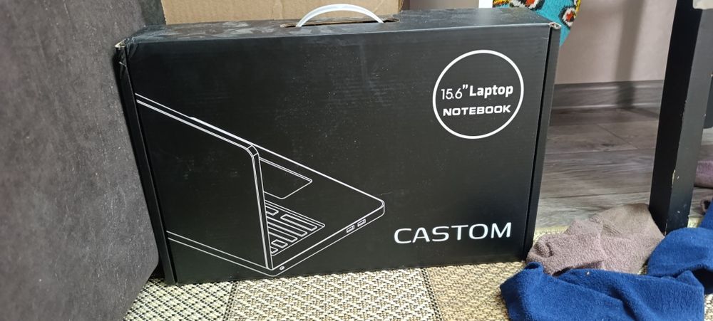 Игровой ноутбук Castom