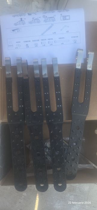 Kit de fixare pentru bare transversale auto