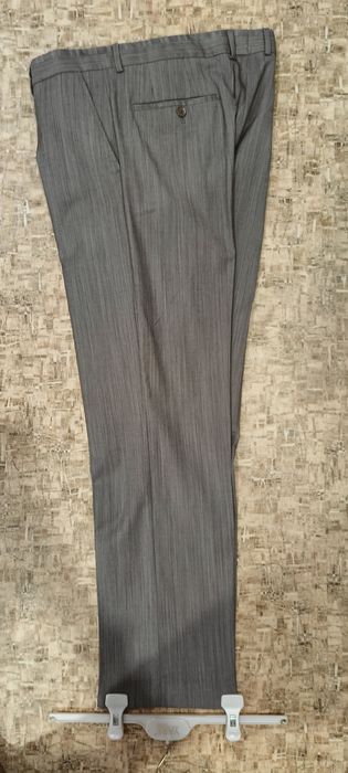 Продам костюм с рубашкой