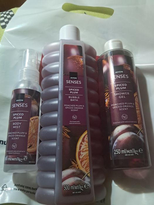 Set cadou 3 produse Senses Avon