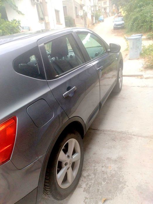 Продавам лек автомобил NISSAN QASHQAI 1. 6i + газ,  джип 2009г