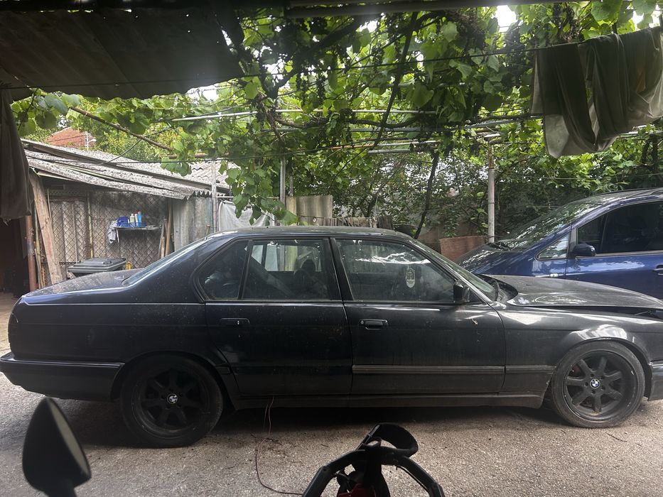 Vând BMW Seria 7 1988