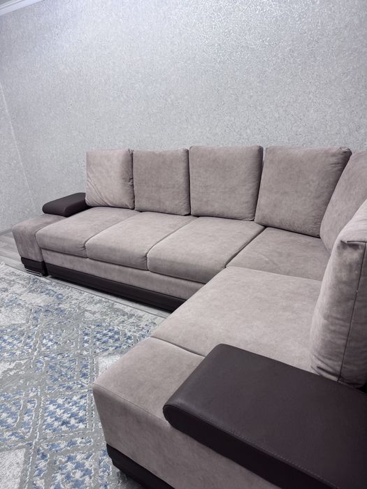 Продам диван угловой