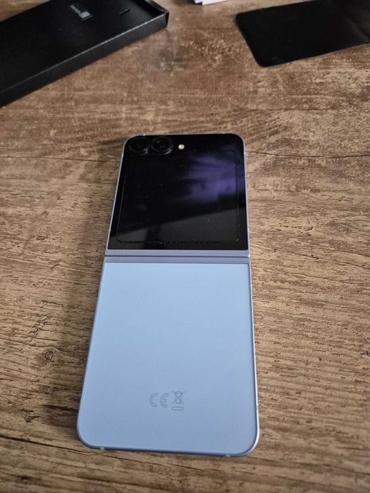 Samsung zflip 6 256GB GARANTIE EMAG 1 an