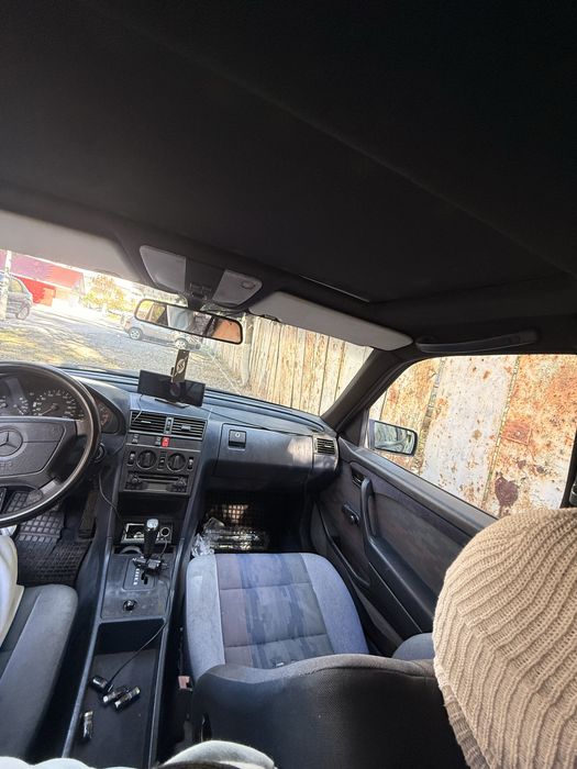 MERCEDES-BENZ C-Class 1994 — imagine 4