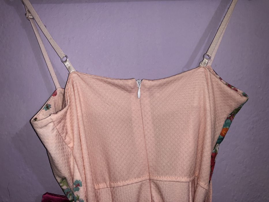 Къса рокля на цветя