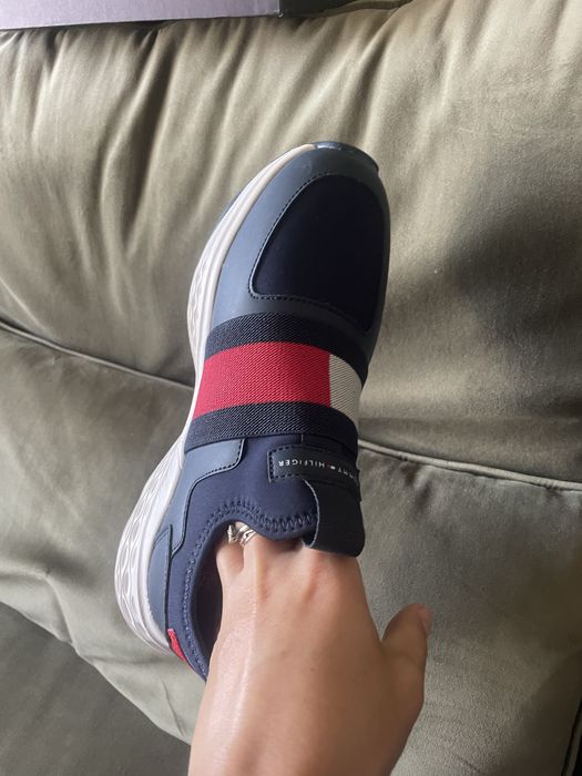 Маратонки женски