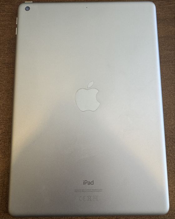 Ipad 8, заключен iCloud