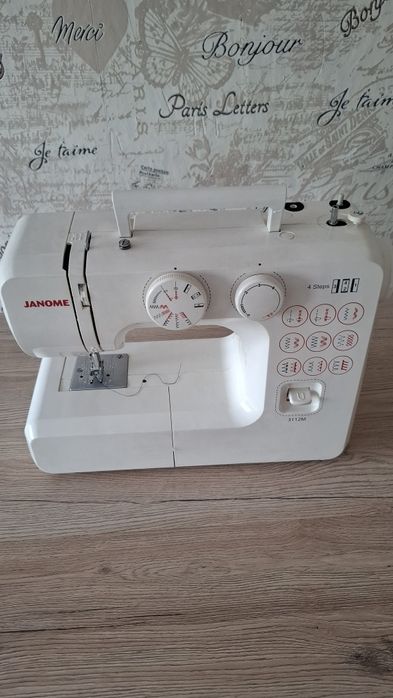 Шейная машинка JANOME б/у