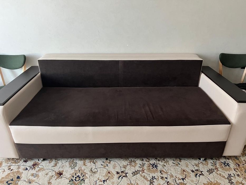 Диван двухместный раскладной