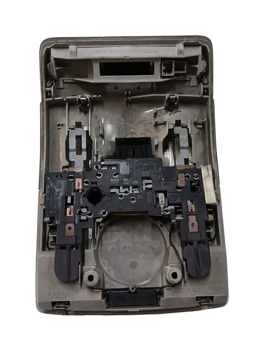 Plafoniera Audi A3 Ii 8P1 2003 - 2013 Vag 8E0947565